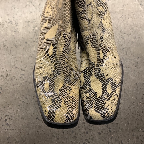 MIA Python Leather Block Heel Boots - Picture 2 of 4